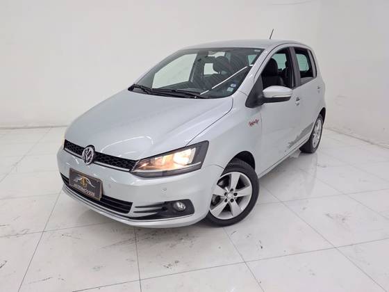 VOLKSWAGEN FOX 1.6 MI ROCK IN RIO 8V FLEX 4P MANUAL VOLKSWAGEN FOX 1.6 MI ROCK IN RIO 8V FLEX 4P MANUAL